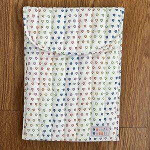 Roller rabbit lap top case, padded, disco hearts